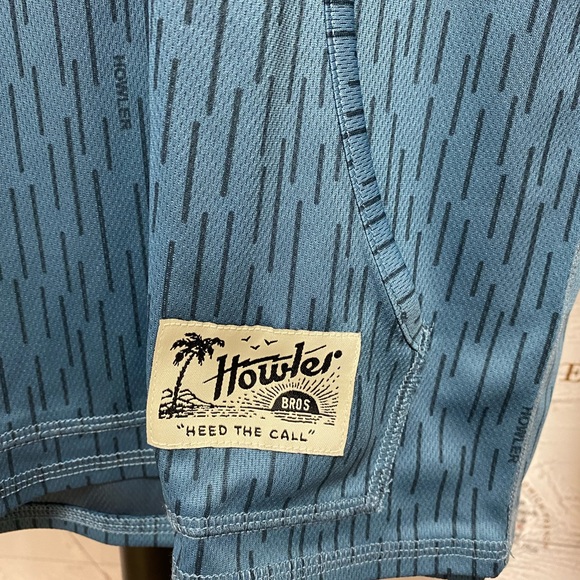 Howler Bros. Loggerhead Hoodie  Size S  100% polyester - Picture 3 of 6